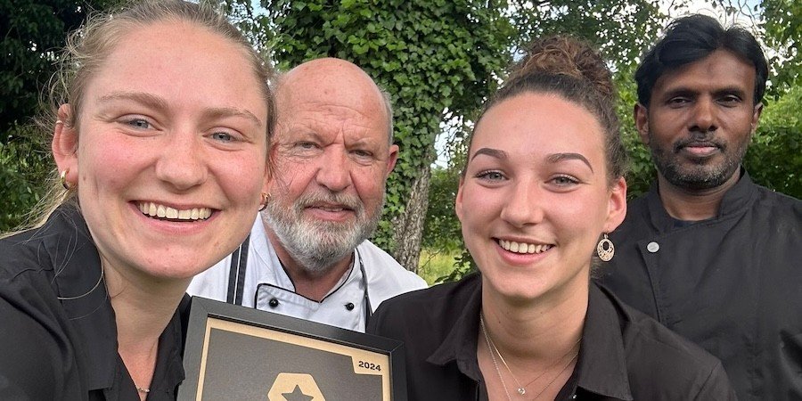 Maxililian | 8.9 Punkte | Ausgezeichnete Hochzeitslocation