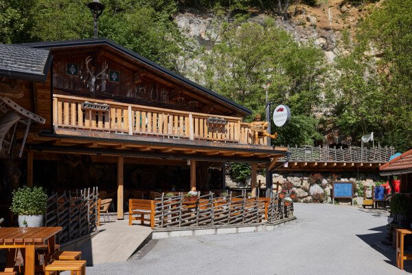 I AM Hotels - Almhütte Graz