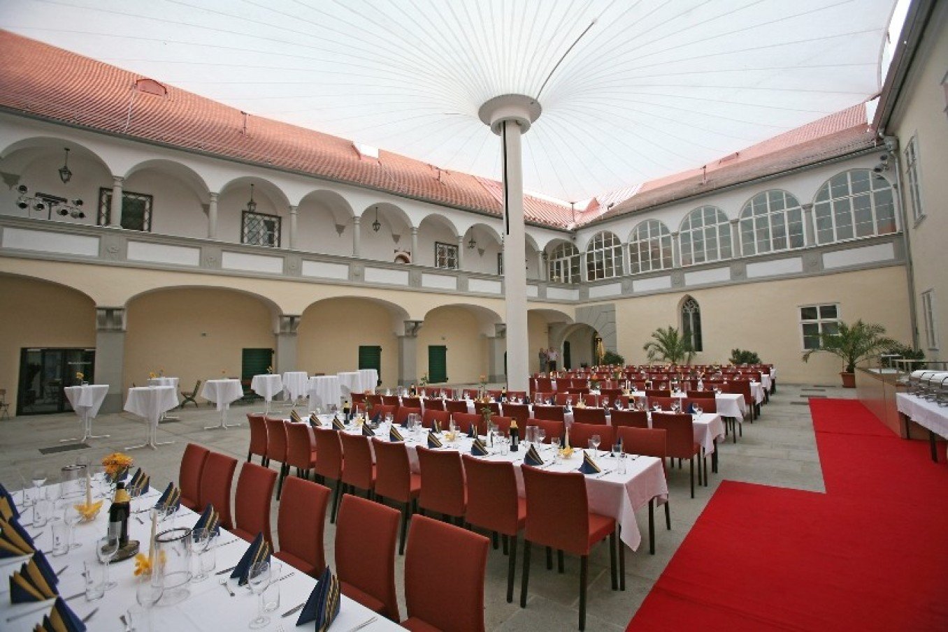 Schloss St. Peter in der Au Hochzeitslocation Bankettsaal