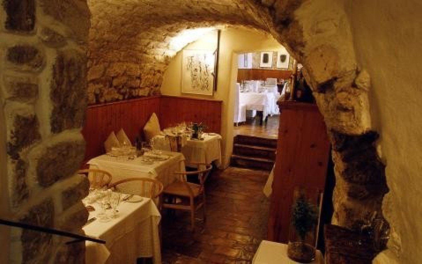 Taubenkobel Restaurant mieten in Schützen am Gebirge